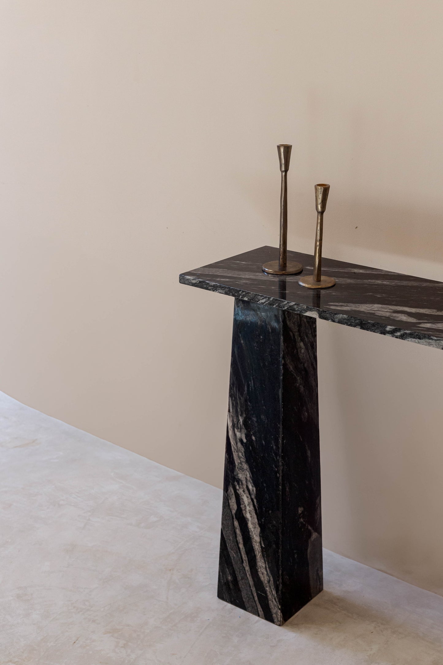 CREDENZA ROMELIA